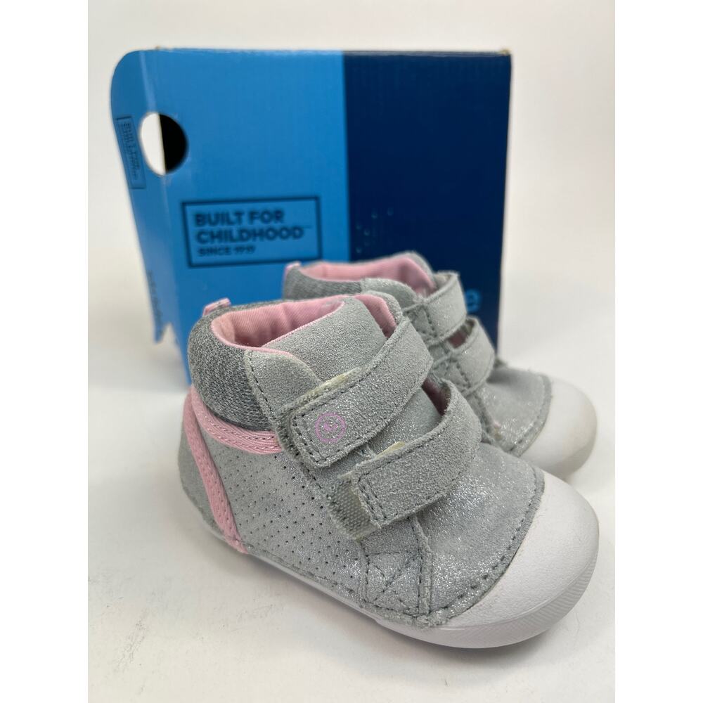 Stride Rite Milo Silver Shoes Size 4 XW